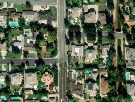 1828 El Monte Ave